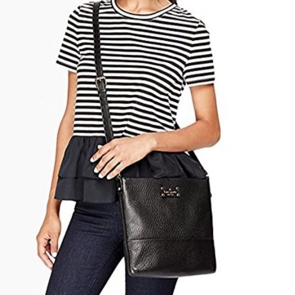 Kate Spade Bay Street Cora Crossbody Bag. - Picture 3 of 16